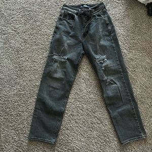 Hollister Ultra High Rise Vintage Straight